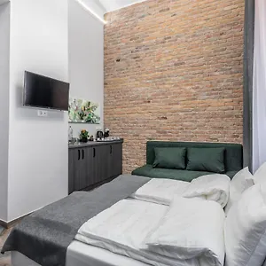 Stunning In The Hearth Of Apartment Budapest