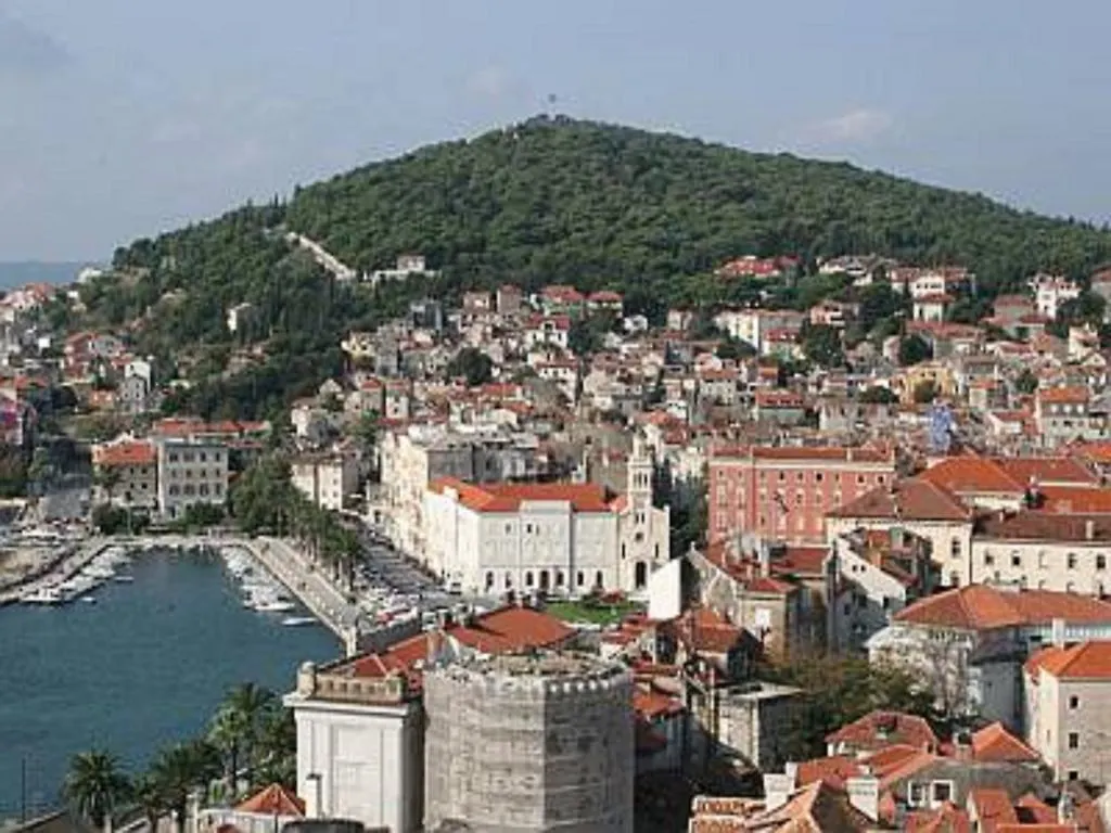 Apartments Nada Split