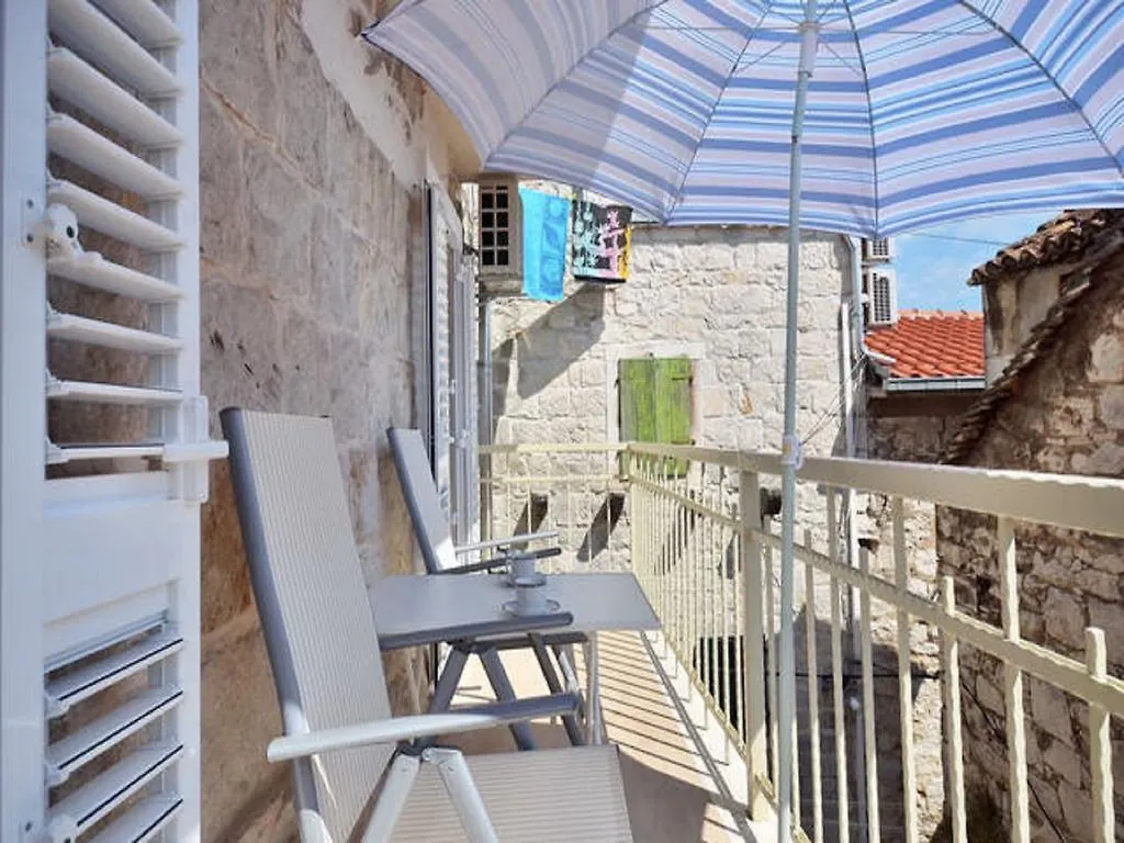 Apartments Nada Split